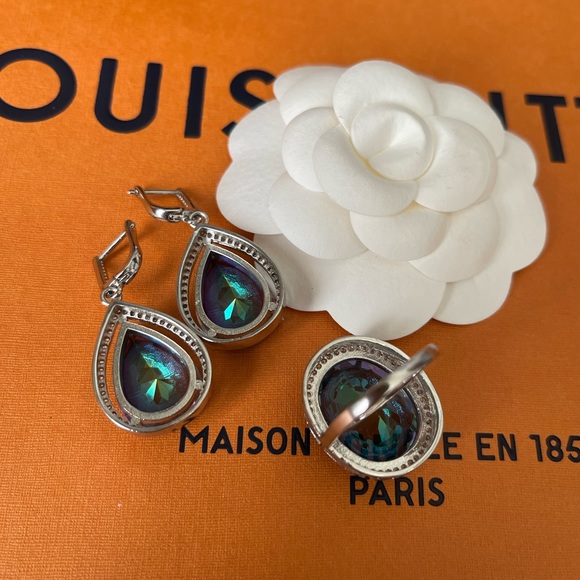 Stunning Sparkly Mystic Fire Topaz Earrings and Ring Set - Picture 4 of 11